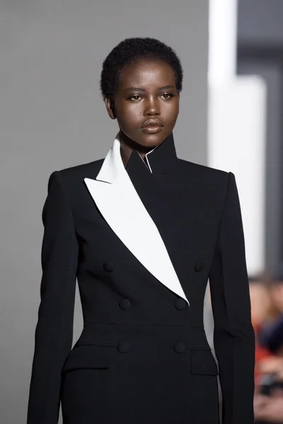 Look 1